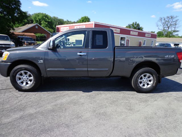 Nissan Titan 2004 photo 3