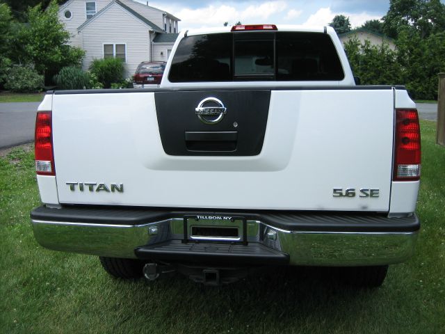 Nissan Titan SE 2WD Extended Cab Pickup