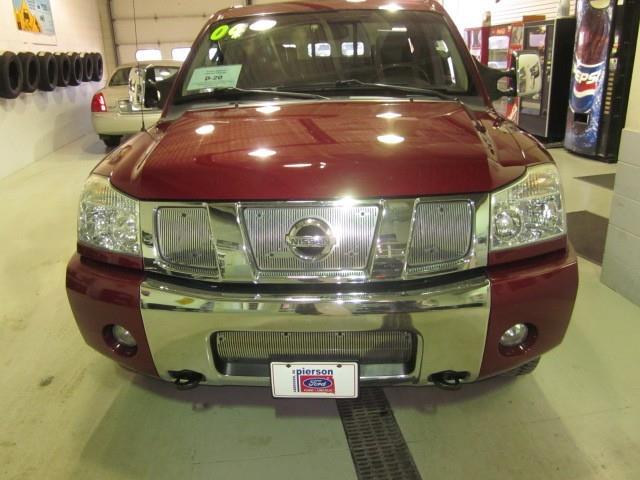 Nissan Titan 2004 photo 0