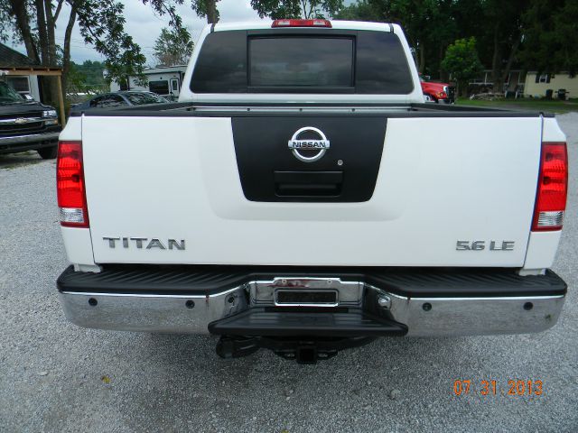 Nissan Titan GLS Touring A/T Pickup Truck