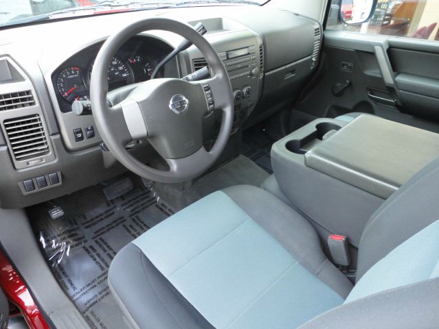 Nissan Titan 2005 photo 3