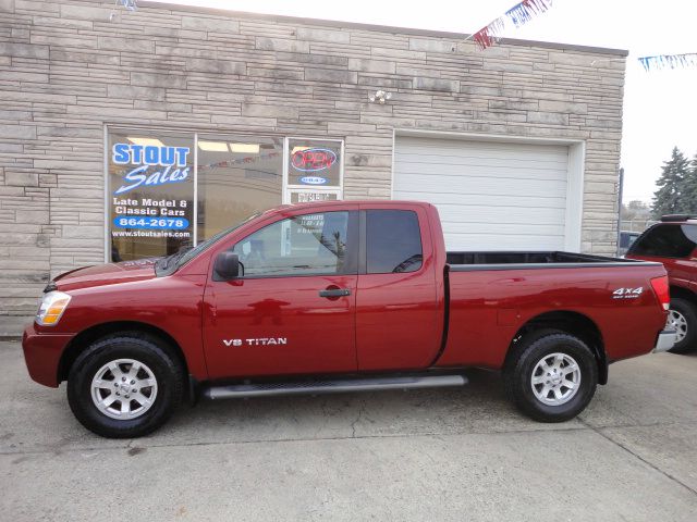 Nissan Titan 2005 photo 1