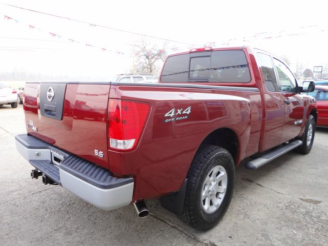 Nissan Titan 2005 photo 4