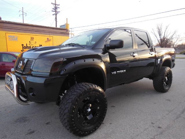 Nissan Titan 2005 photo 3