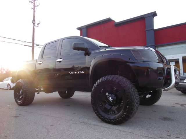 Nissan Titan 2005 photo 4