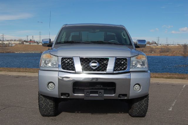 Nissan Titan 2005 photo 3
