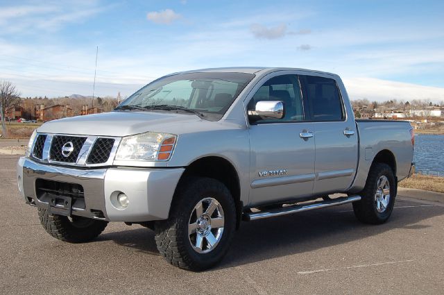 Nissan Titan 2005 photo 4