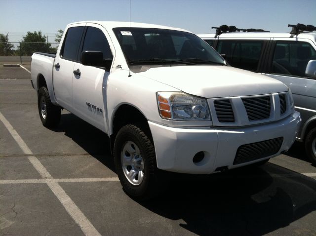 Nissan Titan 2005 photo 3