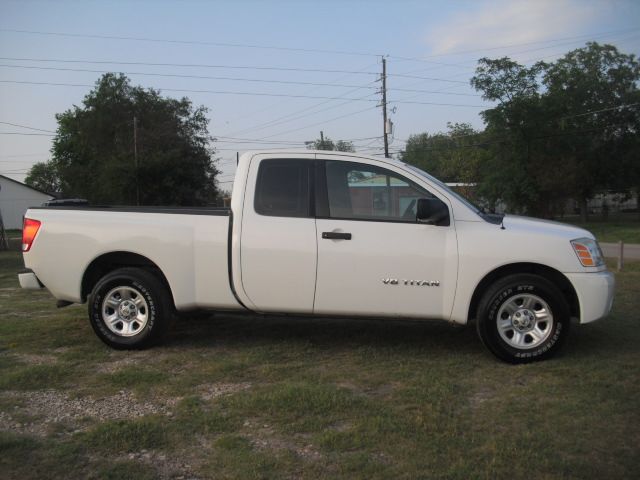 Nissan Titan 2005 photo 3