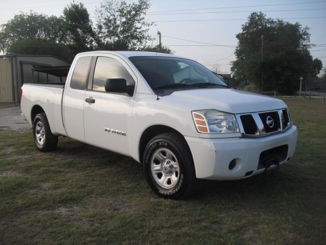 Nissan Titan 2005 photo 4