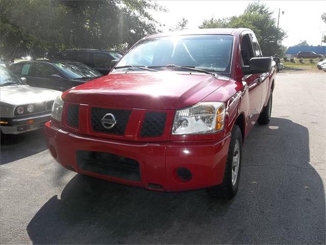 Nissan Titan 2005 photo 1