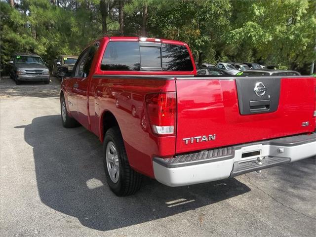 Nissan Titan 2005 photo 4