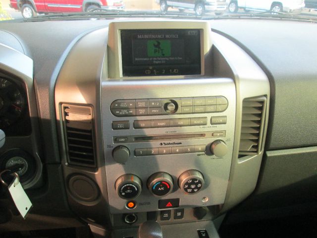 Nissan Titan 2005 photo 3