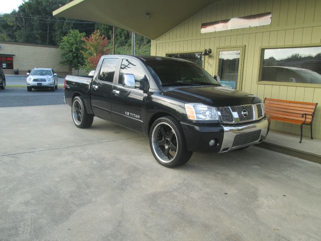 Nissan Titan 2005 photo 4