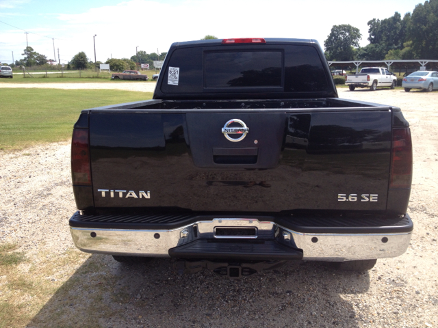 Nissan Titan 2005 photo 1