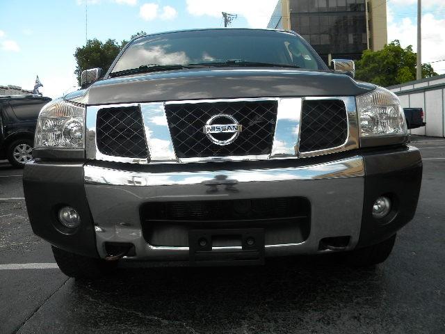 Nissan Titan 2005 photo 1