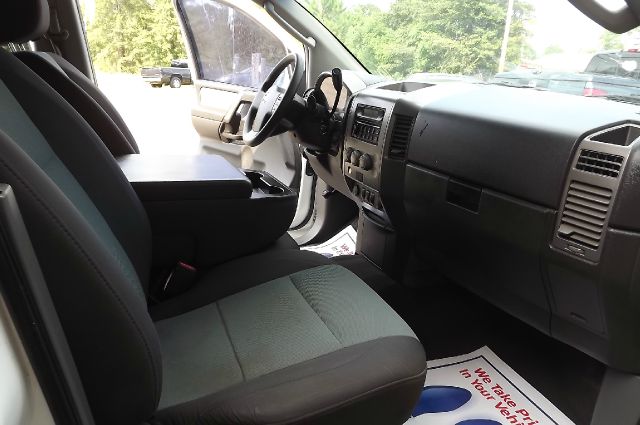 Nissan Titan 2005 photo 4