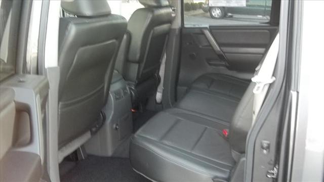 Nissan Titan 2005 photo 5
