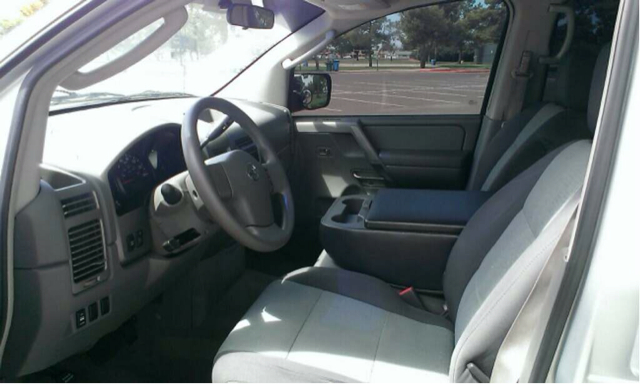 Nissan Titan SLE Z71 Crew Cab Short Bed 4X4 Pickup Truck