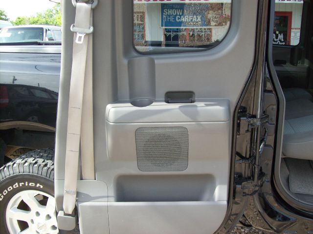 Nissan Titan 2005 photo 4