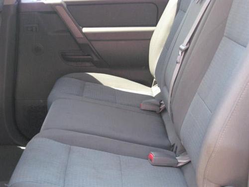 Nissan Titan 2006 photo 2