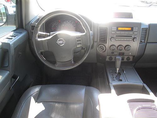 Nissan Titan 2006 photo 2