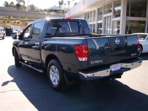 Nissan Titan 2006 photo 2