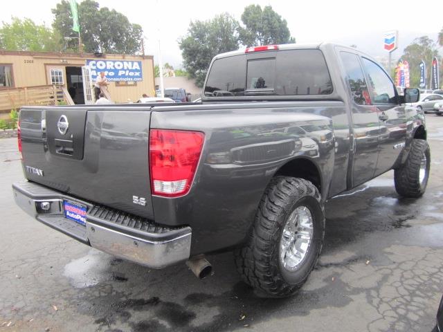 Nissan Titan W/nav.sys Pickup Truck