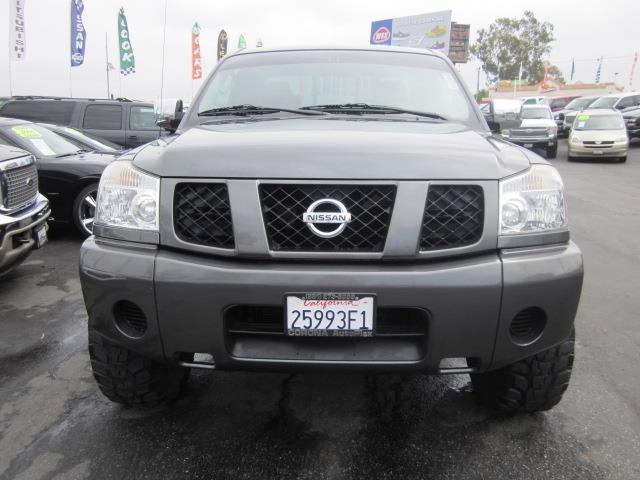 Nissan Titan 2006 photo 2