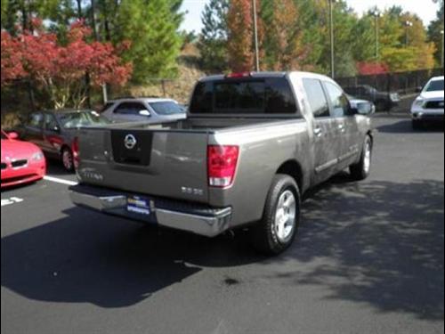 Nissan Titan 2006 photo 2