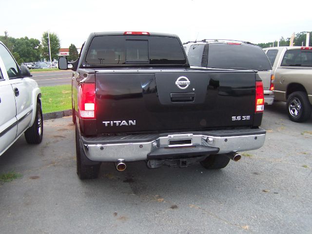 Nissan Titan 2006 photo 1