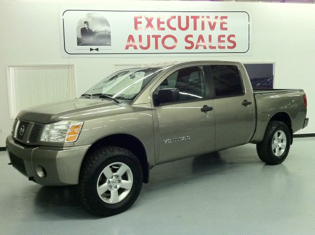 Nissan Titan 2006 photo 2