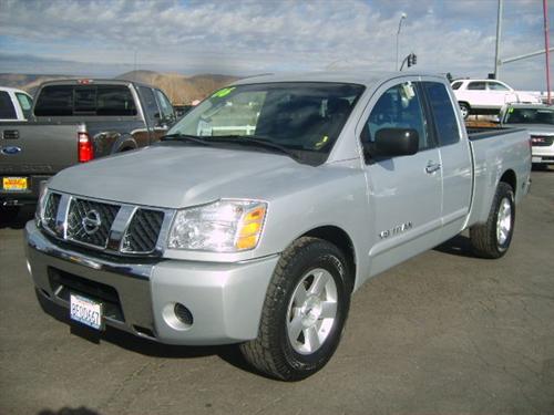 Nissan Titan 2006 photo 2