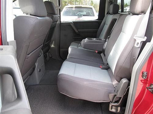 Nissan Titan 2006 photo 2