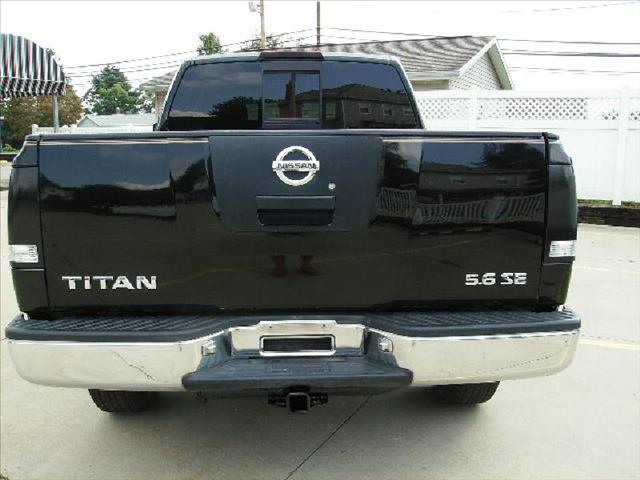 Nissan Titan 2006 photo 2