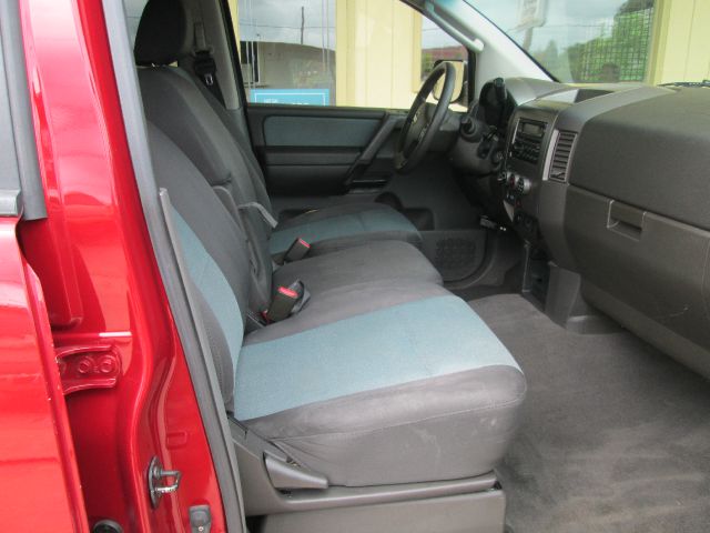 Nissan Titan SLT EXT CAB 4X2 Pickup Truck