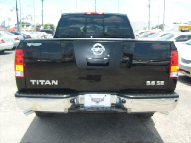 Nissan Titan 2007 photo 2