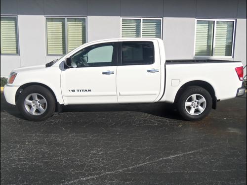 Nissan Titan 2007 photo 2