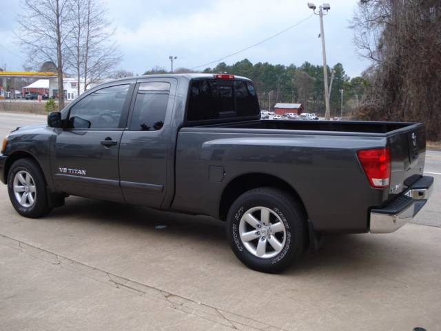 Nissan Titan 2008 photo 1