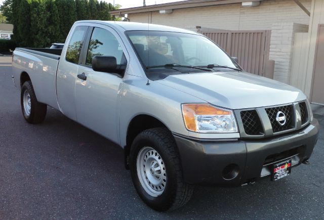 Nissan Titan 2008 photo 2