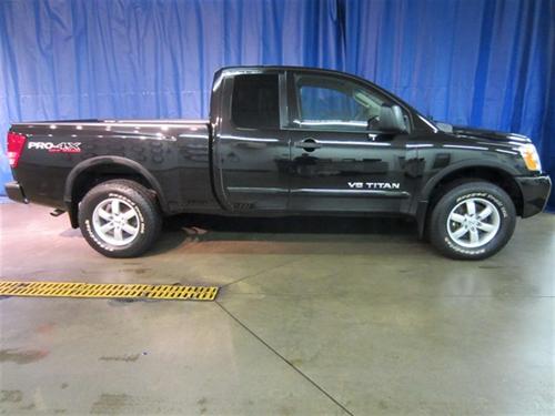 Nissan Titan 2008 photo 2
