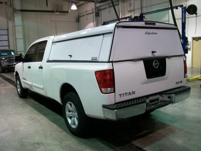 Nissan Titan 2008 photo 2
