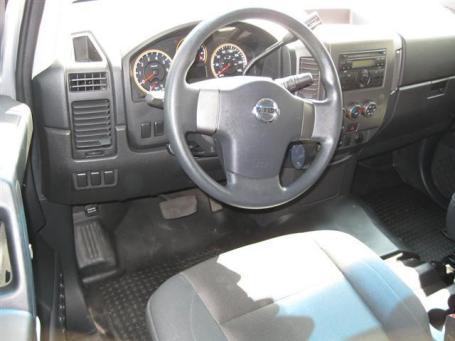 Nissan Titan 2008 photo 2