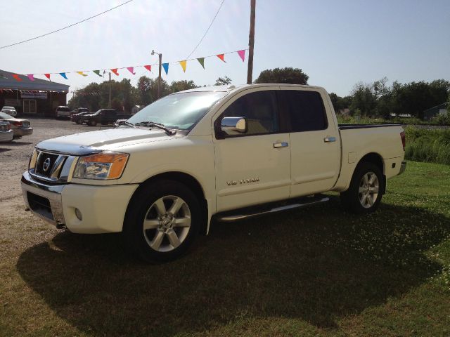 Nissan Titan 2008 photo 1