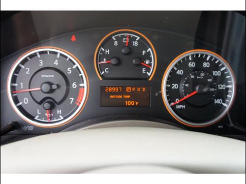 Nissan Titan GLS Other