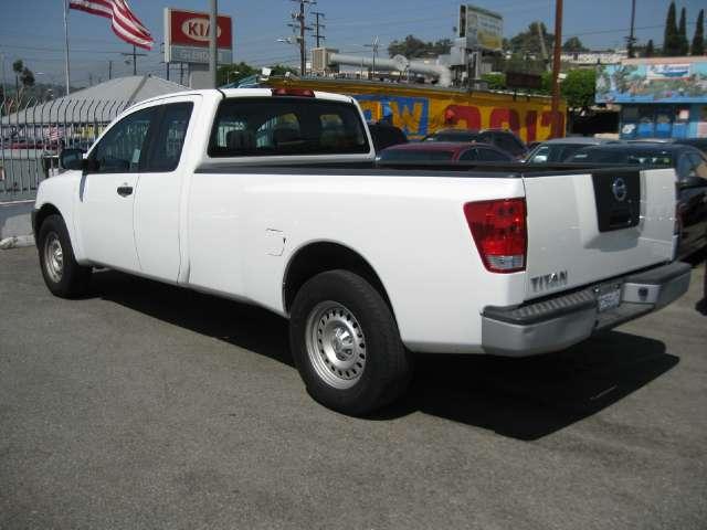 Nissan Titan 2008 photo 2