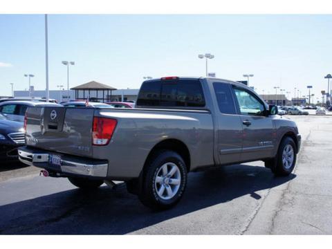 Nissan Titan 2008 photo 2