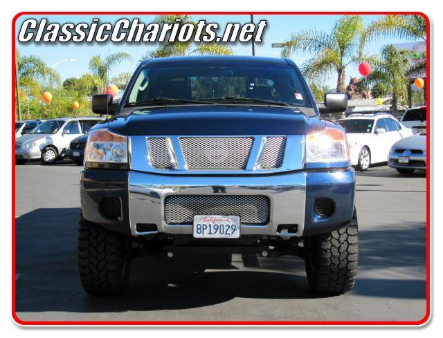 Nissan Titan SE Unspecified