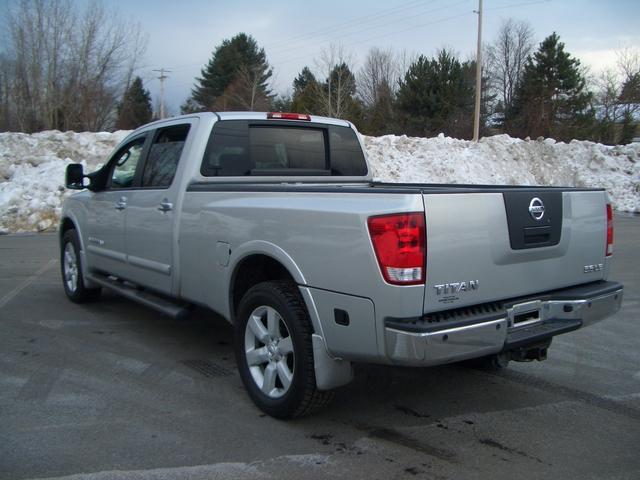 Nissan Titan 2008 photo 2