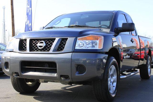 Nissan Titan 2008 photo 1